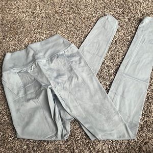 Alphalete wonder leggings